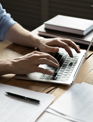 typing laptop